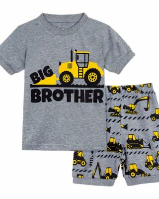 Pyjamas polo shirt and gray shorts with tractor pattern