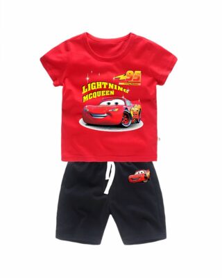 Two-piece pyjamas with red t-shirt and black shorts with fashionable cotton car pattern