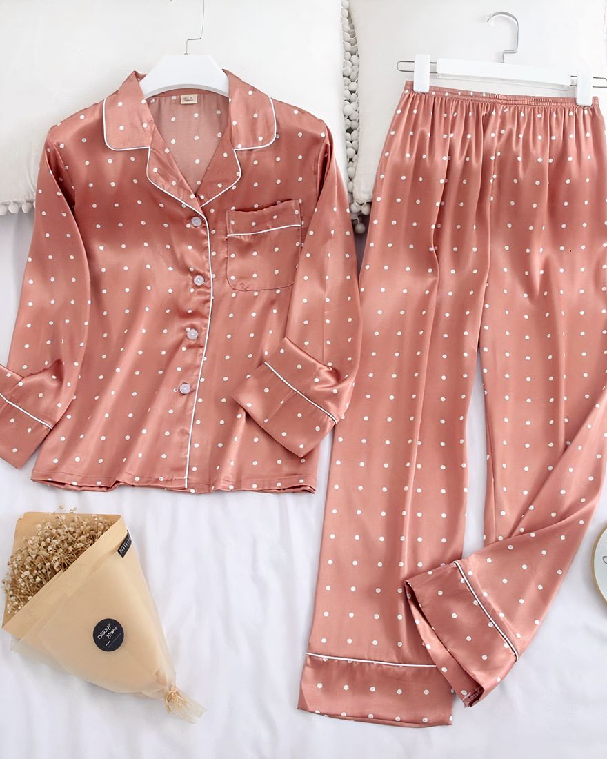 Pyjamas two pieces pink white polka dots long sleeves with folded collar very fashionable on a belt