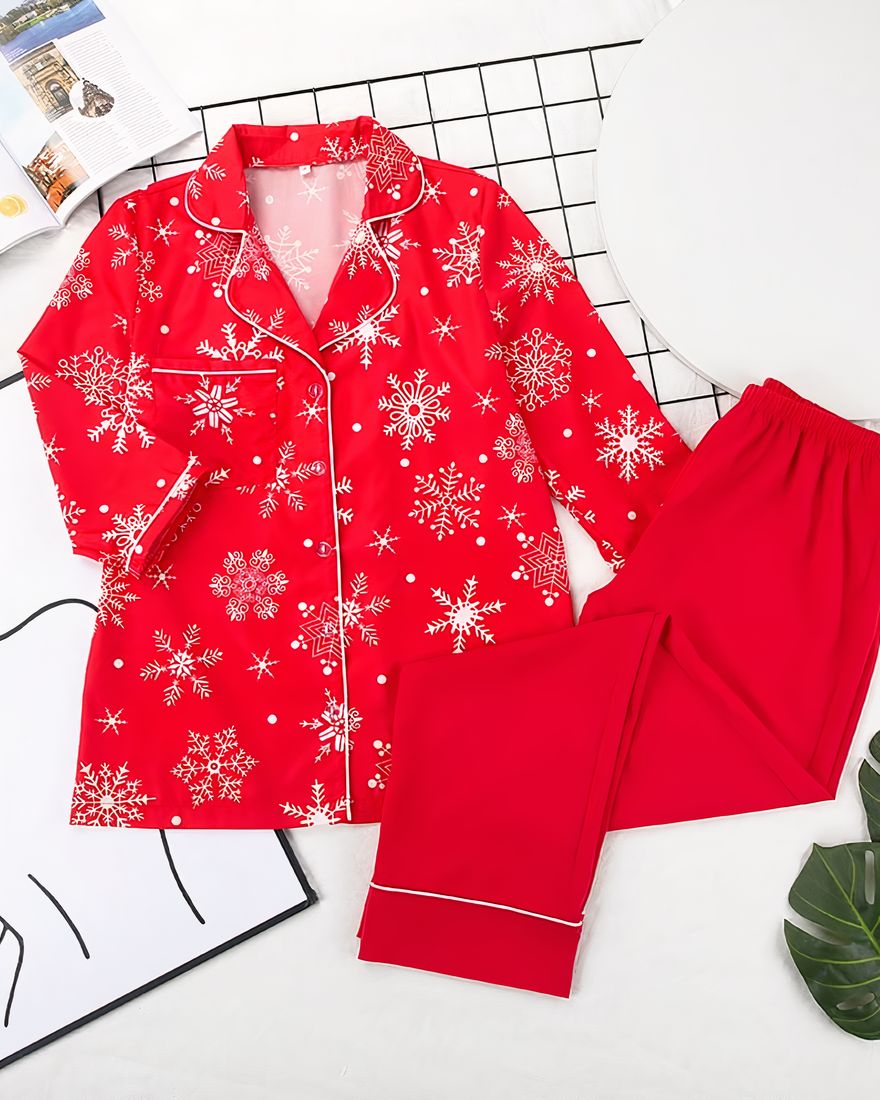Women's Christmas pajamas with red snowflake pattern in very high quality fashion
