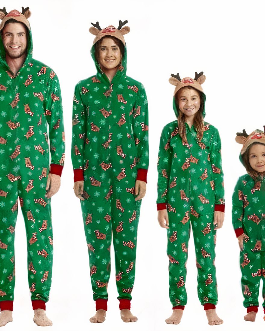 Green Christmas pajamas for the whole family
