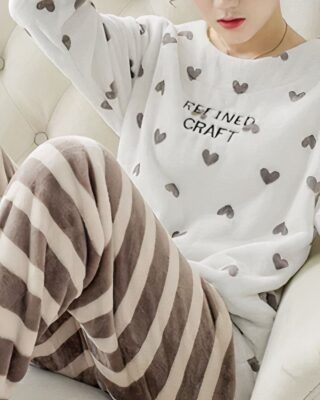 Winter pajamas long sleeves heart pattern and white and brown stripes fashionable