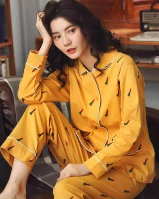 Spring long sleeve pajamas with yellow carrot print fashionable