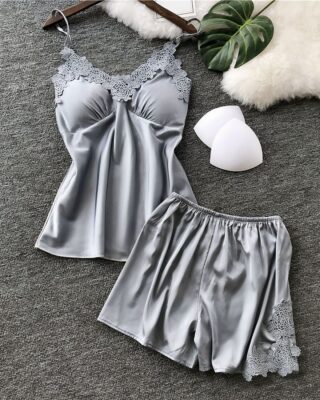 Sexy pyjamas with grey lace flowers