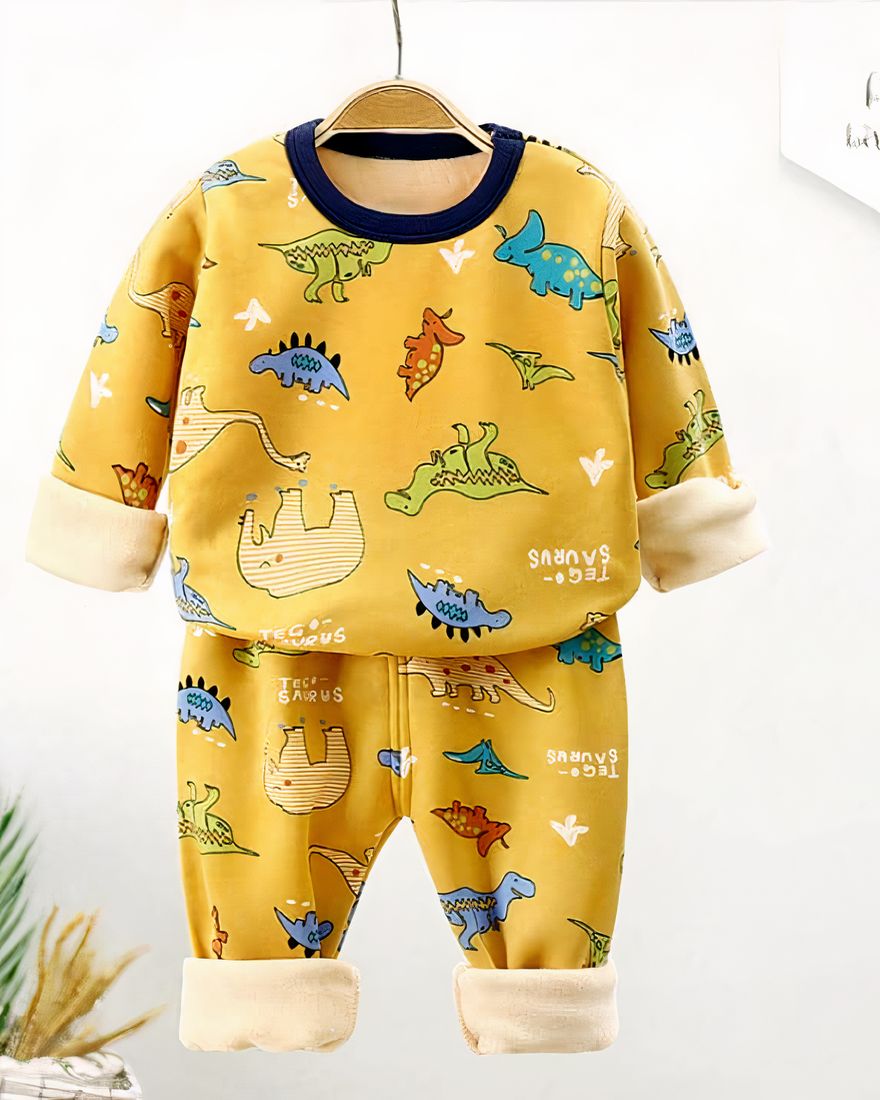 Warm dinosaur pyjamas for boys in yellow, very comfortable on a belt