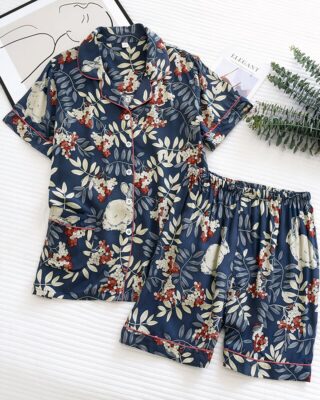 Short sleeve summer casual pajamas with tropical flower and bunny print with photo frame on the side