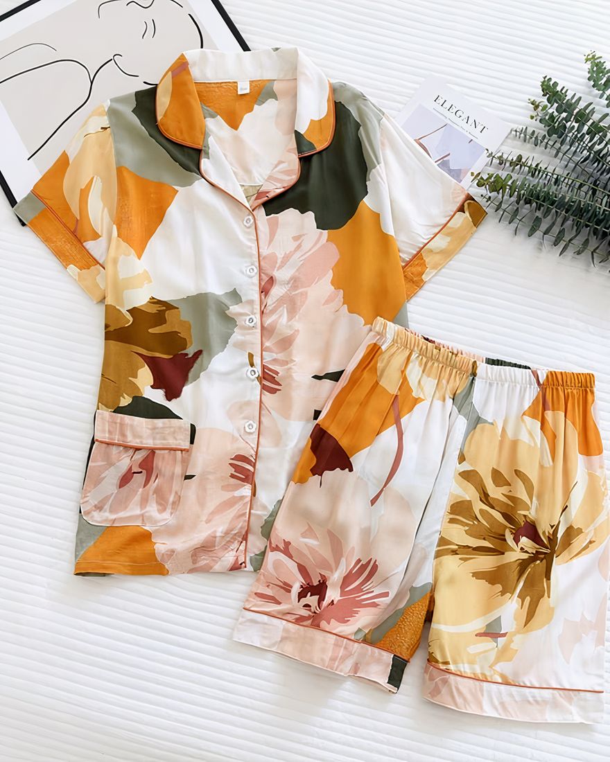 Women's short sleeve floral print summer pajama set with photo frame